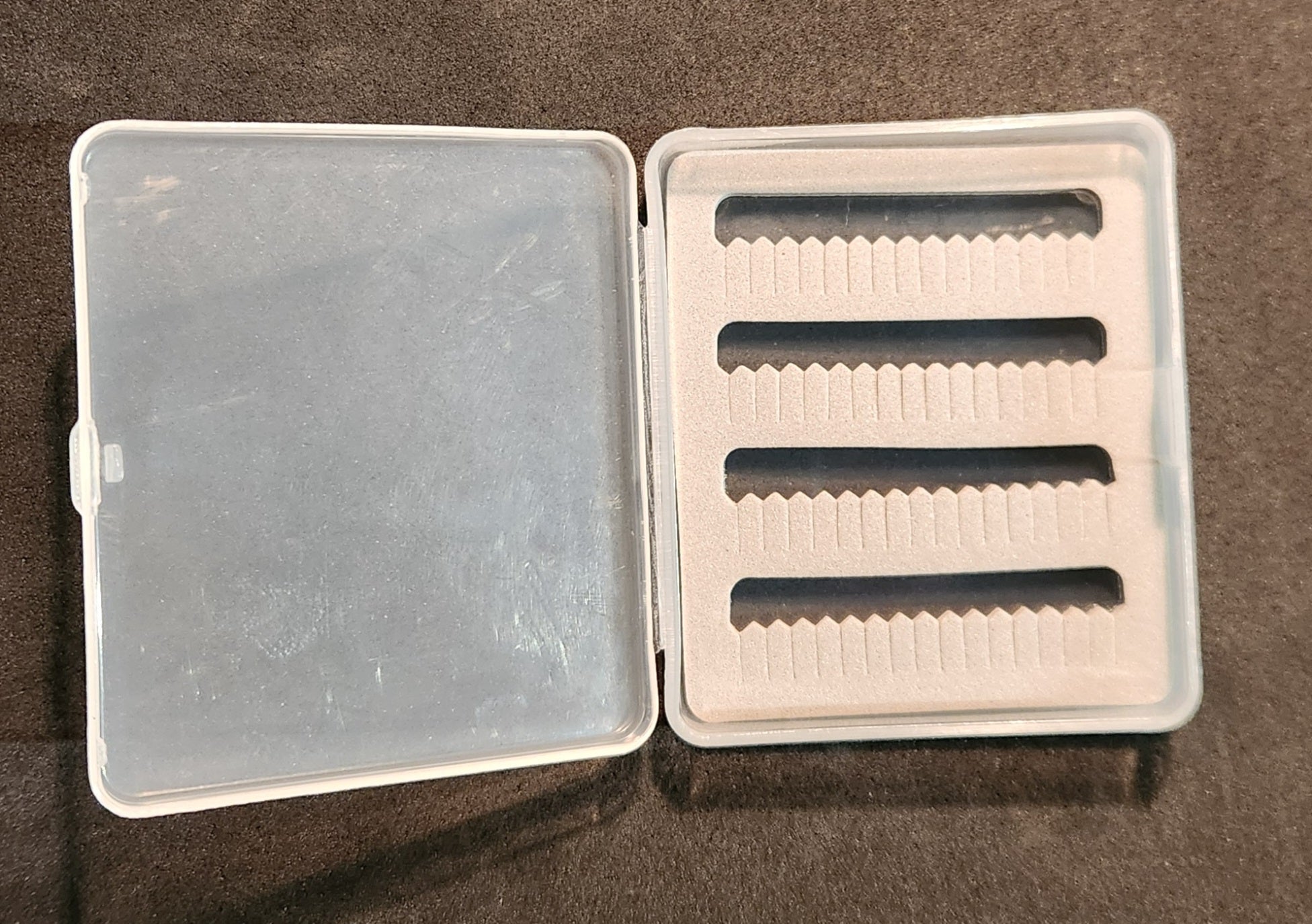 Pocked Size Fly Box